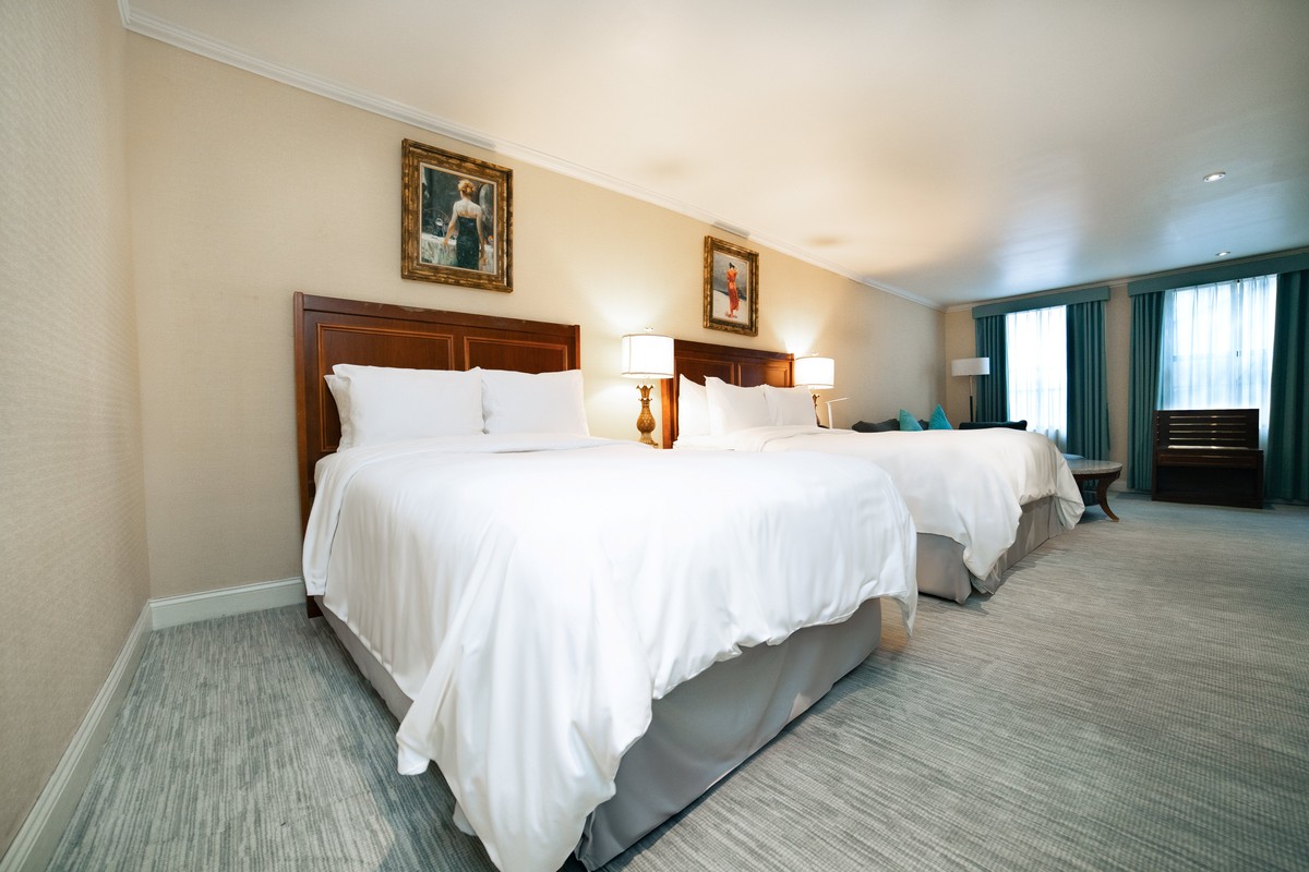 HIGH FLOOR – 2 FULL BEDS SUITE